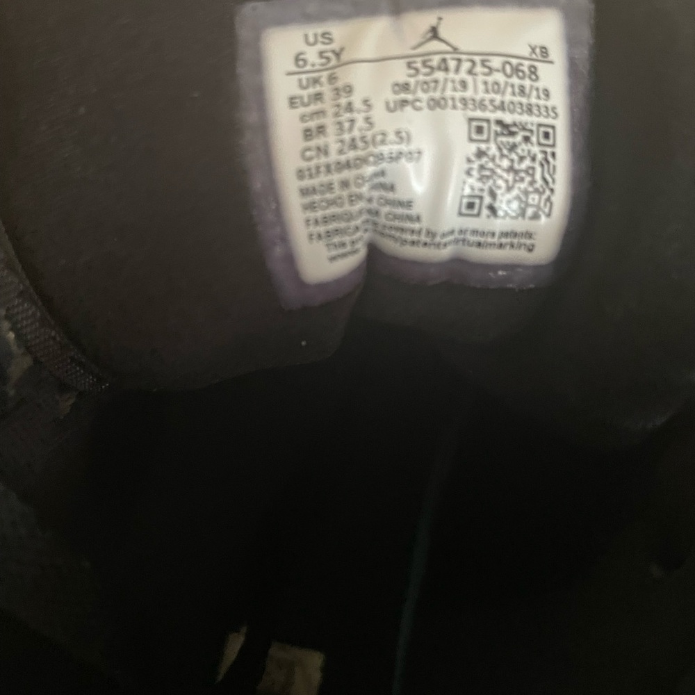 Air Jordan’s Nike Sneakers - Picture 4 of 4
